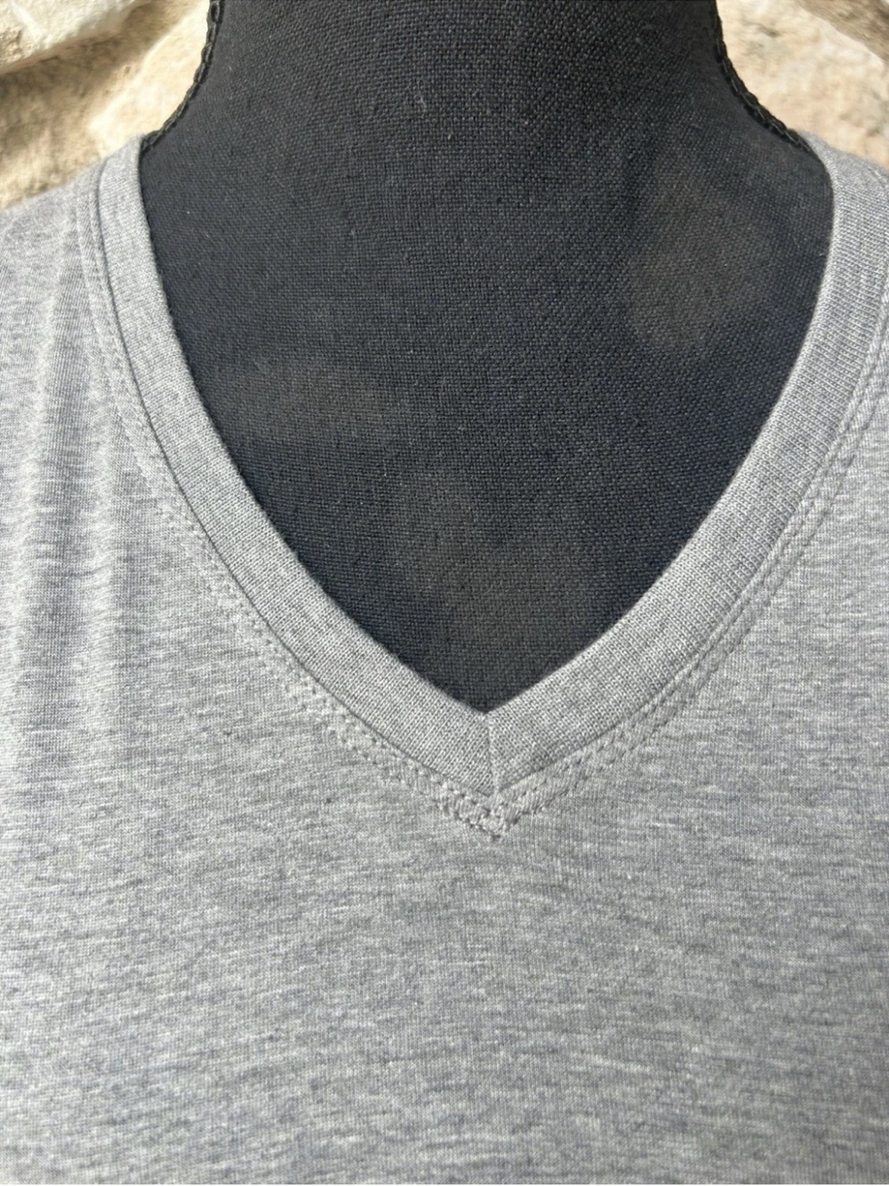 Women's Tasc Cotton T Shirt Tee Size XS Gray V Neck Longsleeve Activewear NWOT - Picture 2 of 6